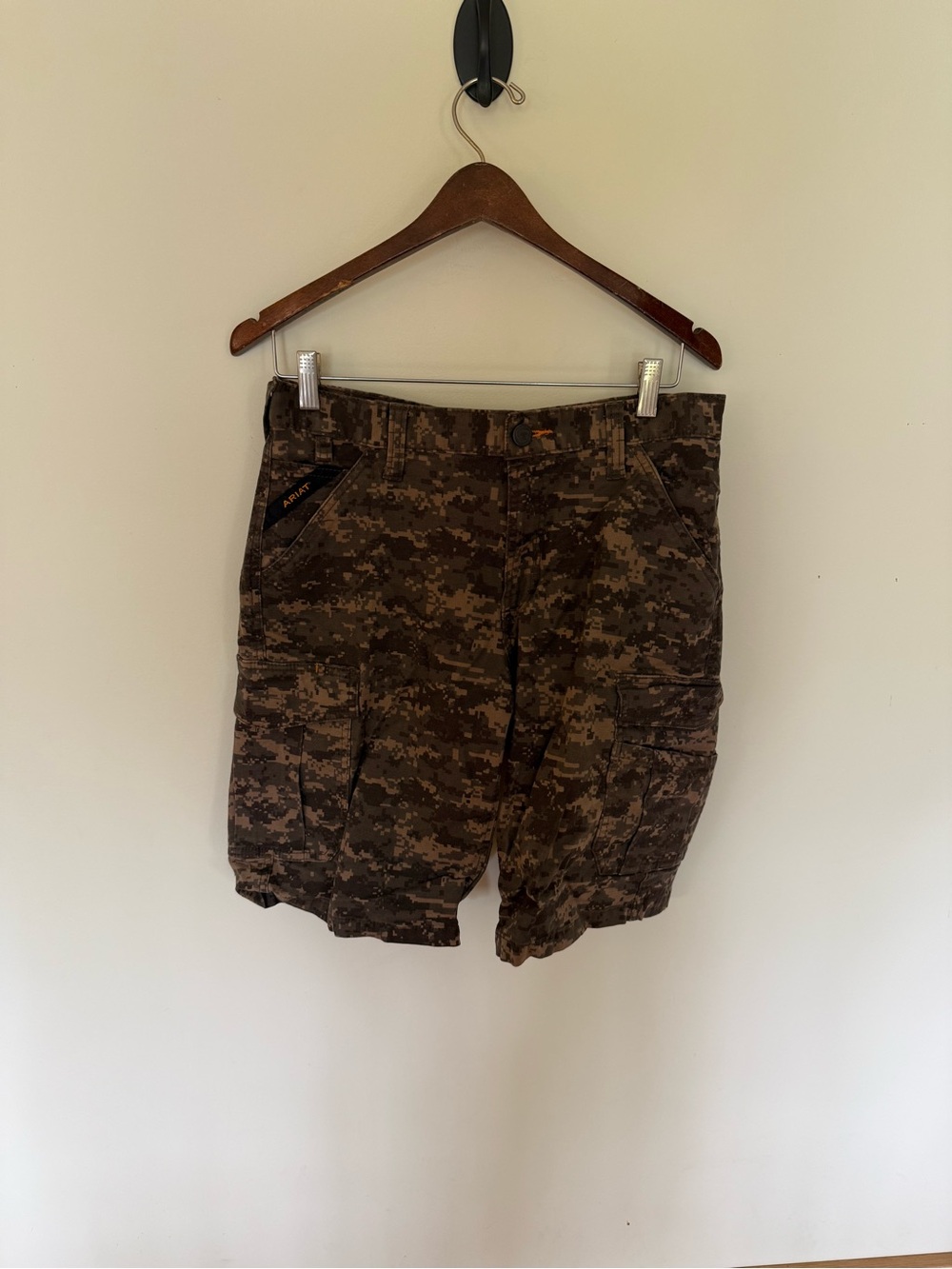 Ariat Men's Brown Digital Camo Cargo Shorts